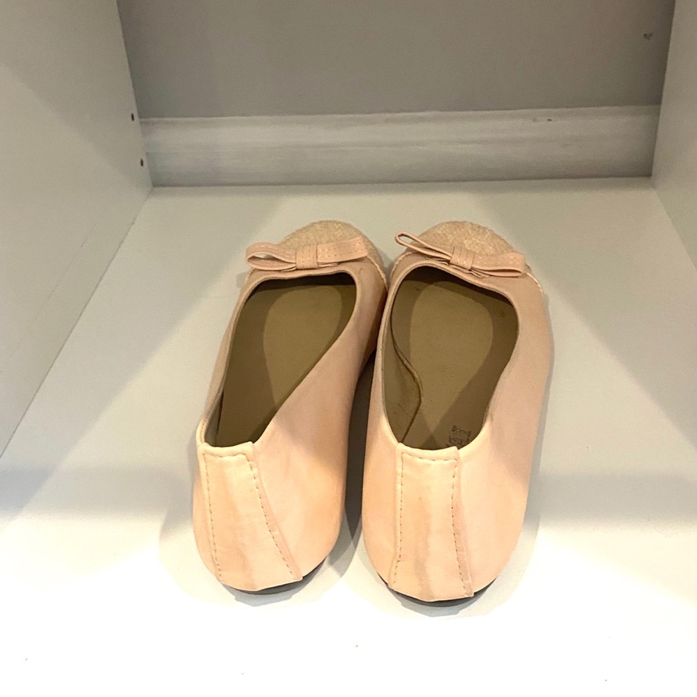 Pink Ballet Flats Lace Bow Shoes sz 6 - Picture 3 of 6